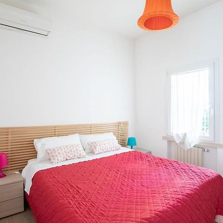 Bilocale Con Giardino A 200Mt Dal Mare - Homeunity 里米尼 外观 照片