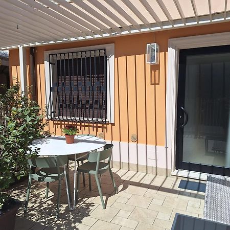 Bilocale Con Giardino A 200Mt Dal Mare - Homeunity 里米尼 外观 照片