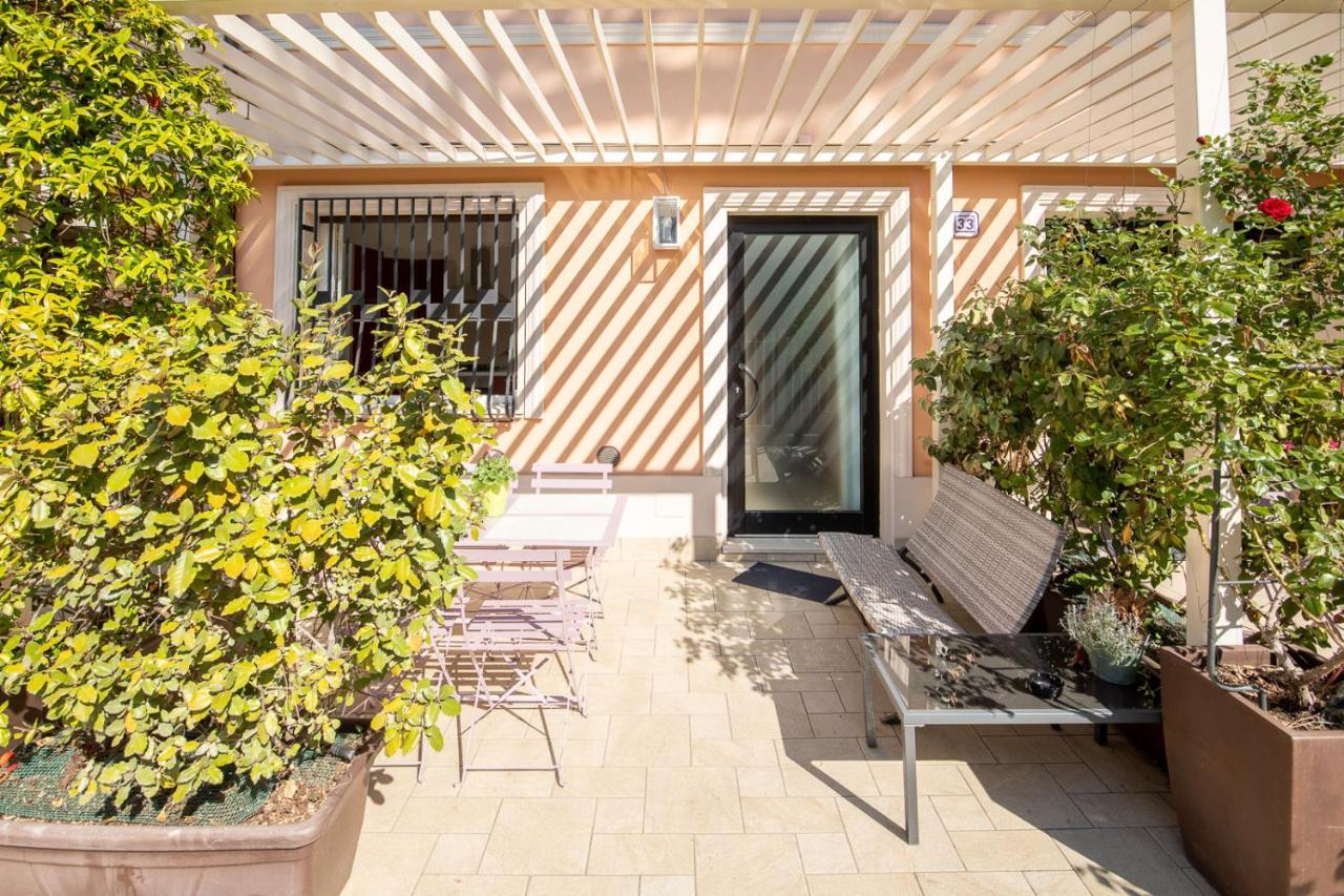 Bilocale Con Giardino A 200Mt Dal Mare - Homeunity 里米尼 外观 照片